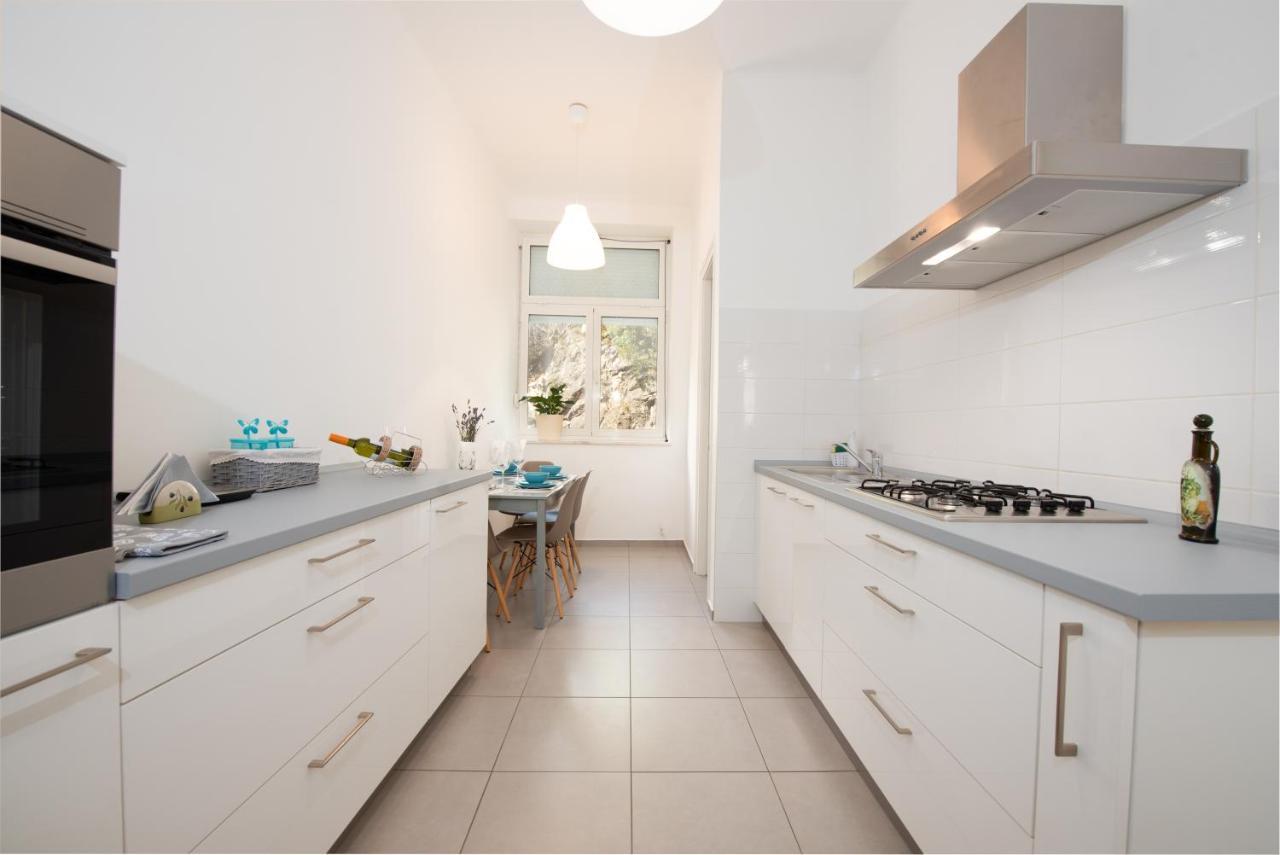 Apartman Lari Rijeka Extérieur photo